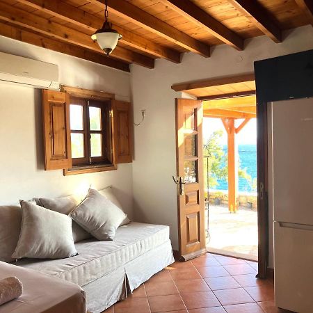 Litois Houses Patmos Sapsila Luaran gambar