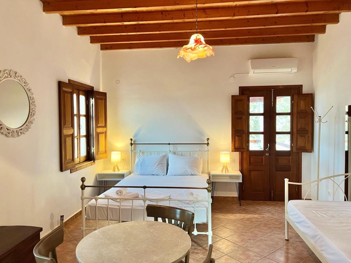 Litois Houses Patmos Sapsila Luaran gambar