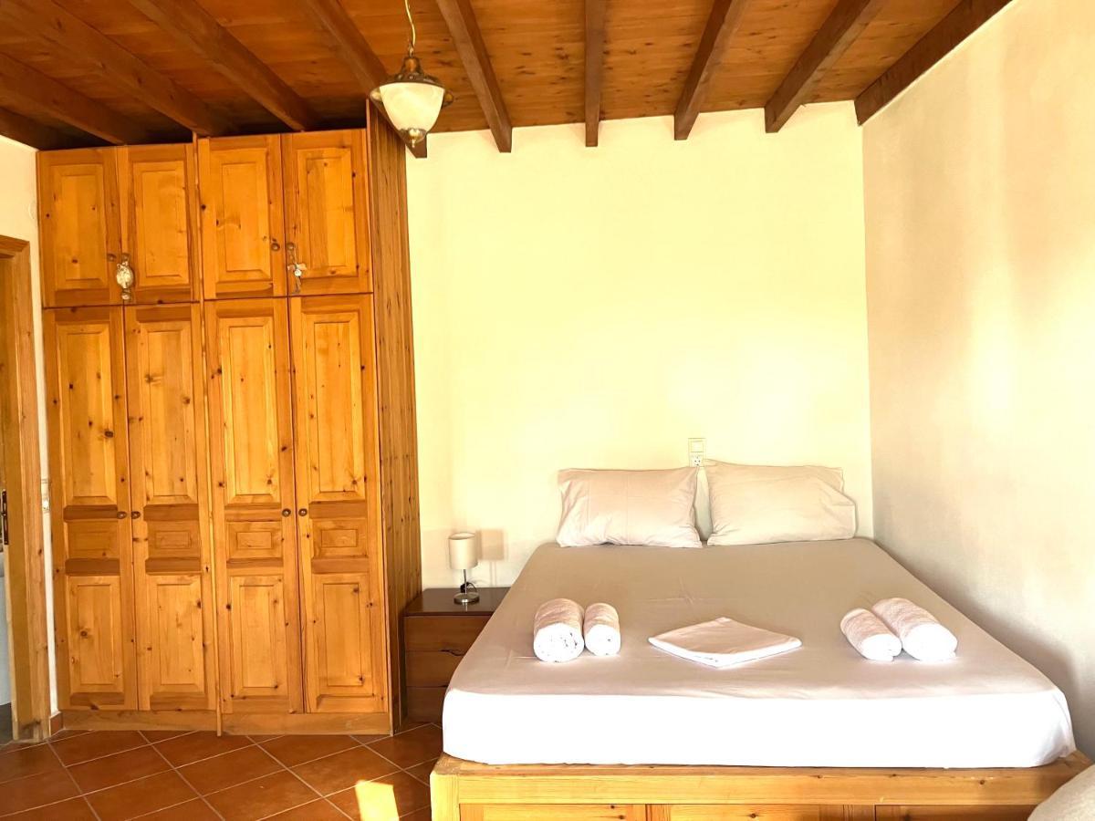 Litois Houses Patmos Sapsila Luaran gambar