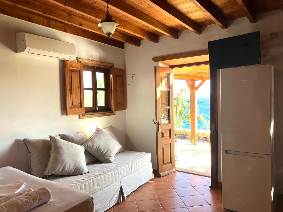 Litois Houses Patmos Sapsila Luaran gambar